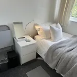 홈스테이 Fairy Dell 24-7 Check In, Cozy Lockable Rooms, Tv, Tea Tray With Choccies, Free Wifi And Parking, Coa, Are Welcome