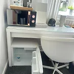 民宿 Fairy Dell 24-7 Check In, Cozy Lockable Rooms, Tv, Tea Tray With Choccies, Free Wifi And Parking, Coa, Are Welcome *