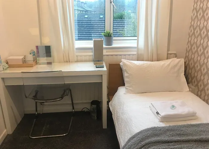 Fairy Dell 24-7 Check In, Cozy Lockable Rooms, Tv, Tea Tray With Choccies, Free Wifi And Parking, Coa, Are Welcome