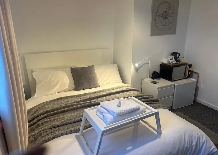 Fairy Dell 24-7 Check In, Cozy Lockable Rooms, Tv, Tea Tray With Choccies, Free Wifi And Parking, Coa, Are Welcome